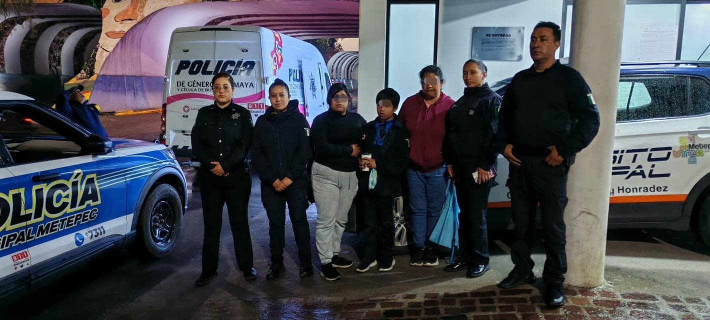 Localizan caminando en carretera a menor reportado como desaparecido en Calimaya