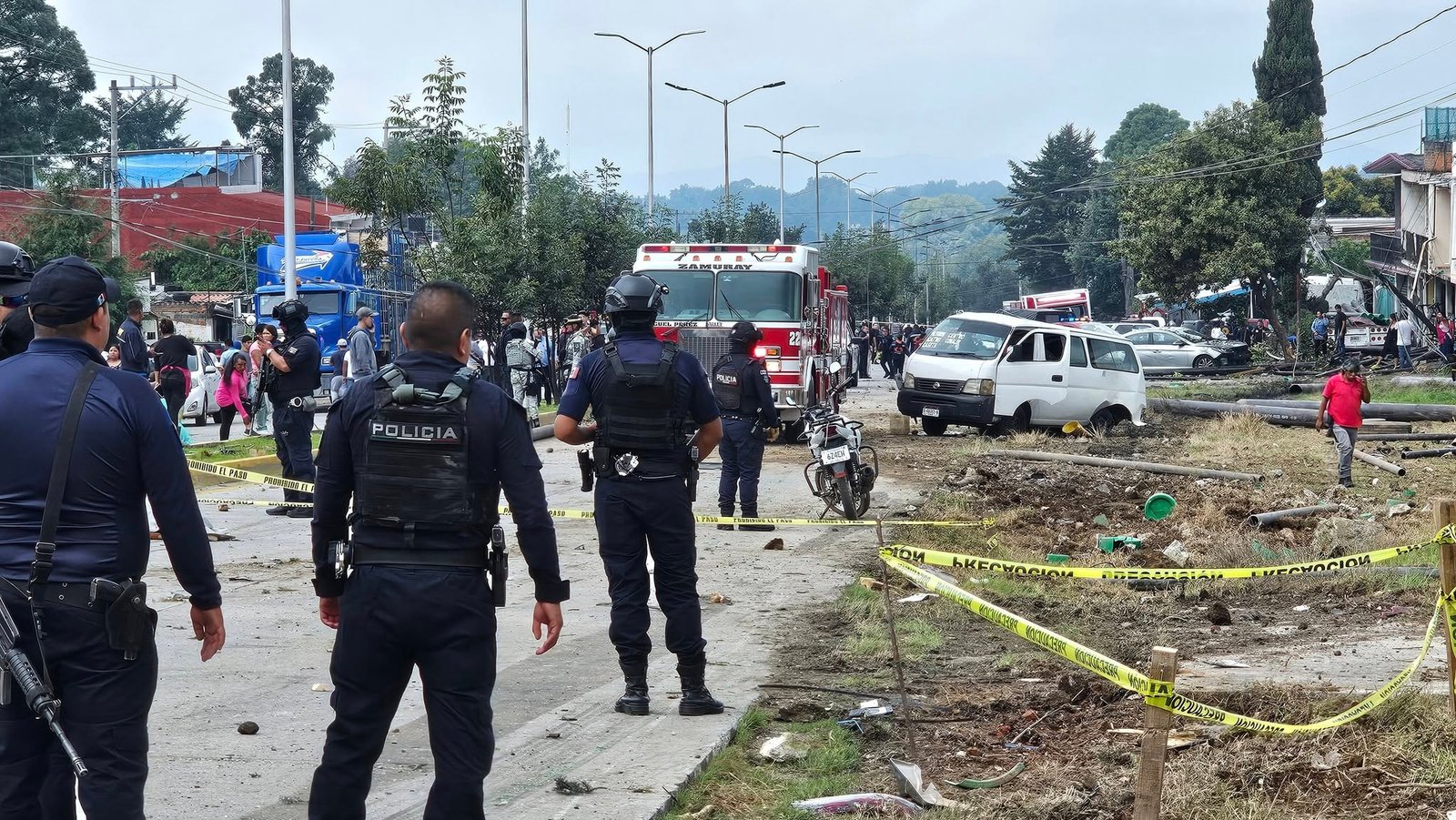 Grave accidente fatal en la Toluca-Zitácuaro; tráiler sin frenos arrolla varios vehículos