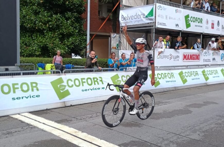 HISTÓRICO: Isaac del Toro imparable, triunfo épico en el Giro della Toscana 2025. Video