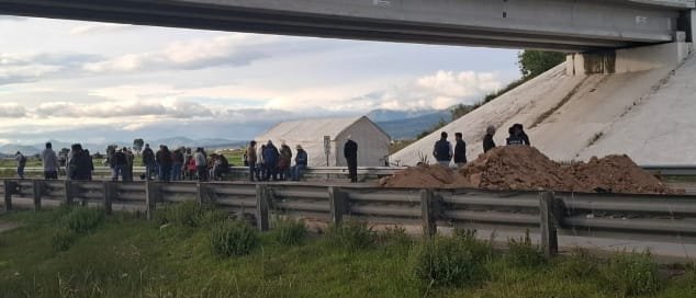 OJO: Lleva más de 24 horas bloqueo en la autopista Arco Norte