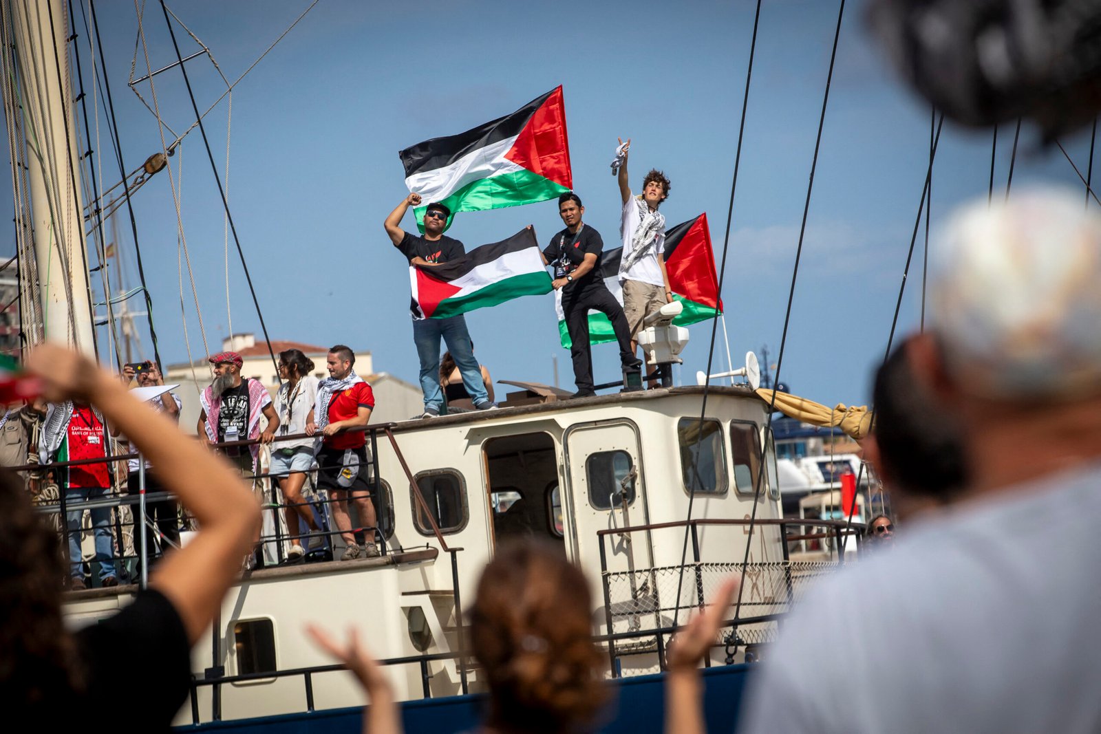 Activistas mexicanos rumbo a Gaza denuncian abandono del gobierno de México