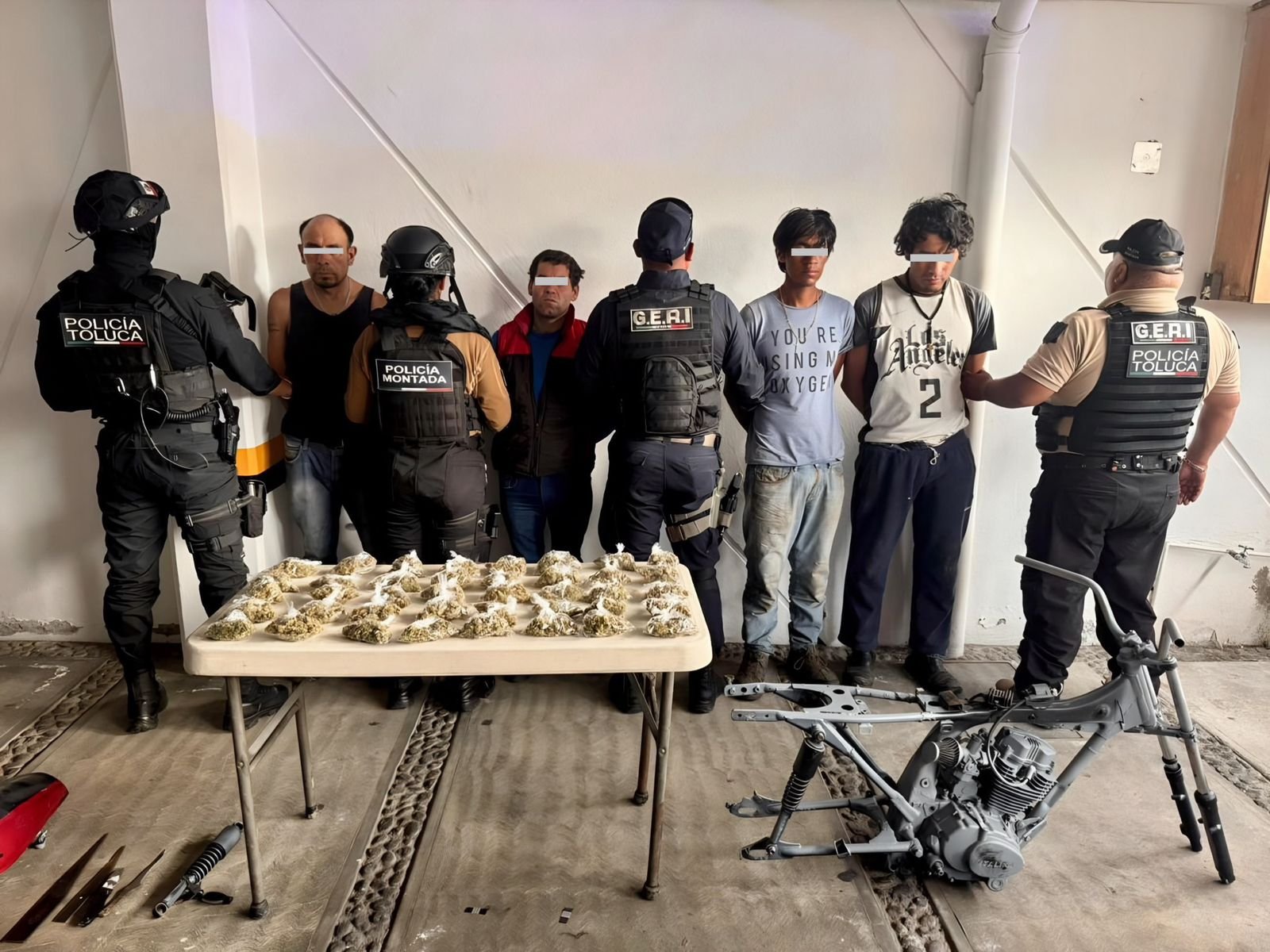 Capturan a banda delictiva que desvalijaba motocicleta en #Toluca