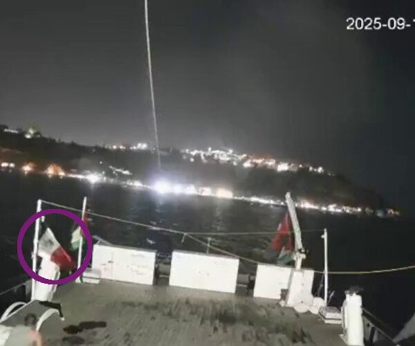Vuelven a atacar con dron flotilla rumbo a Gaza; ahora al barco donde viaja el periodista mexicano Ernesto Ledesma