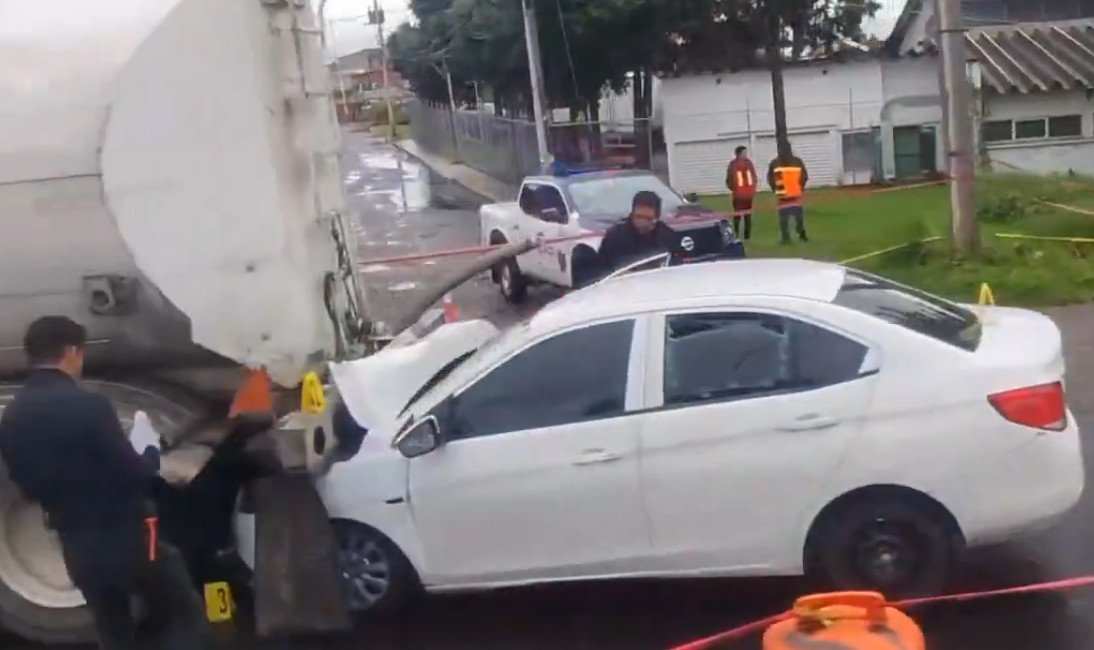 Accidente fatal con pipa en la carretera Toluca-Tenango