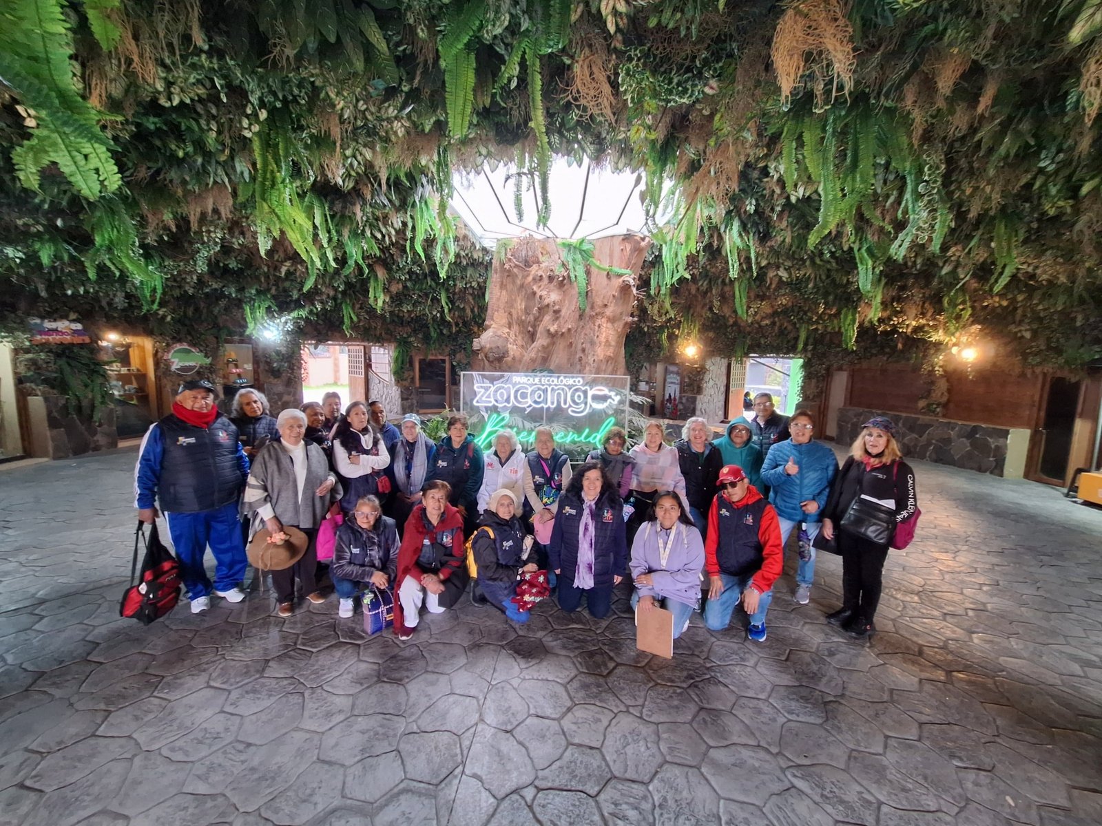 Paseo recreativo para adultos mayores en #Metepec