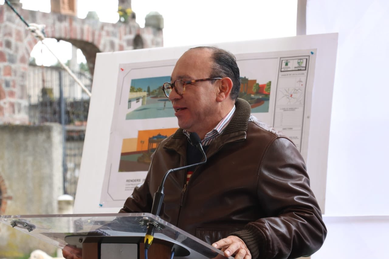 Inicia construcción de kiosco y plaza cívica en San Bartolo El Llano, Zinacantepec