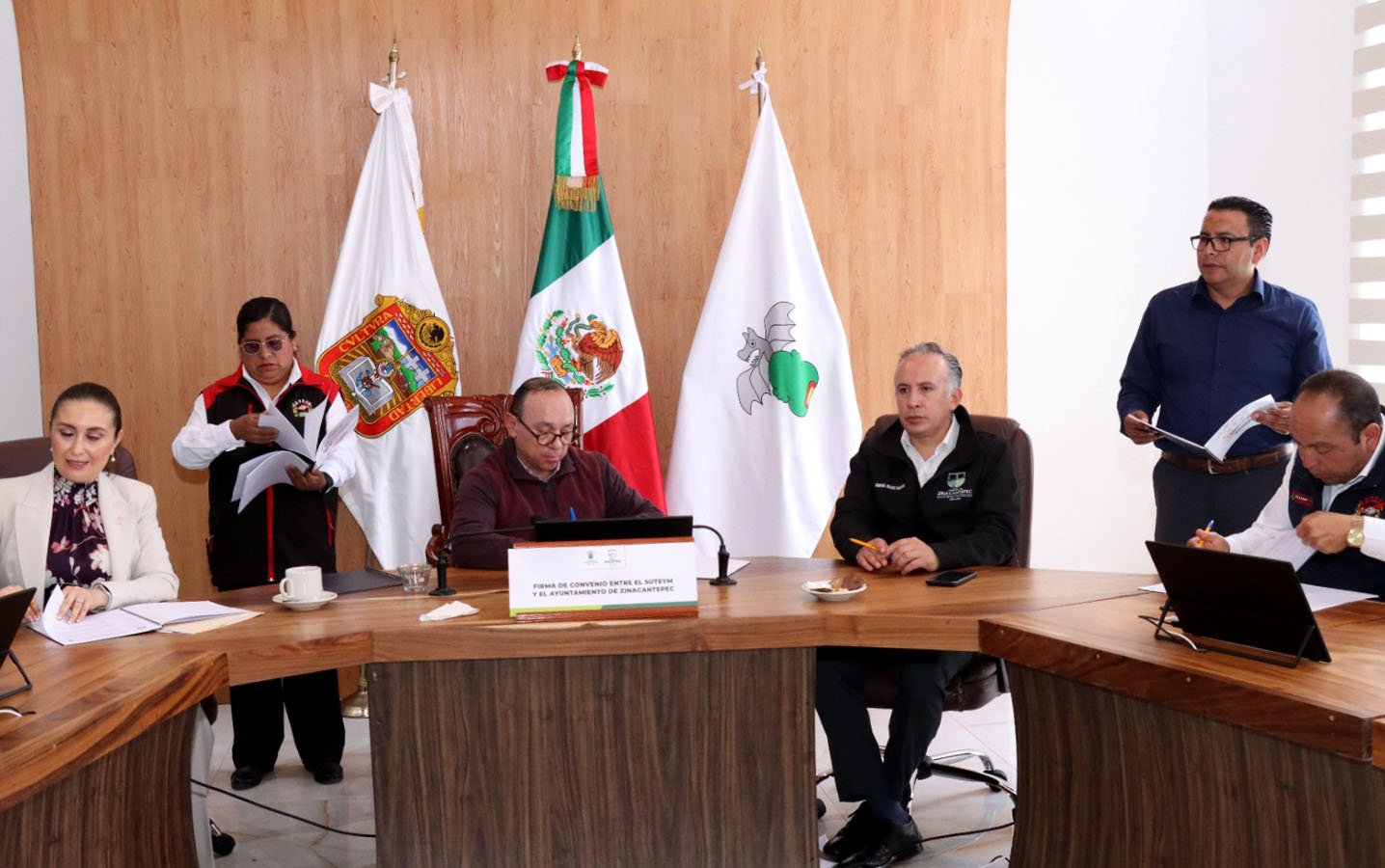 Ayuntamiento de Zinacantepec acuerda con SUTEYM aumento salarial del 6% en 2025