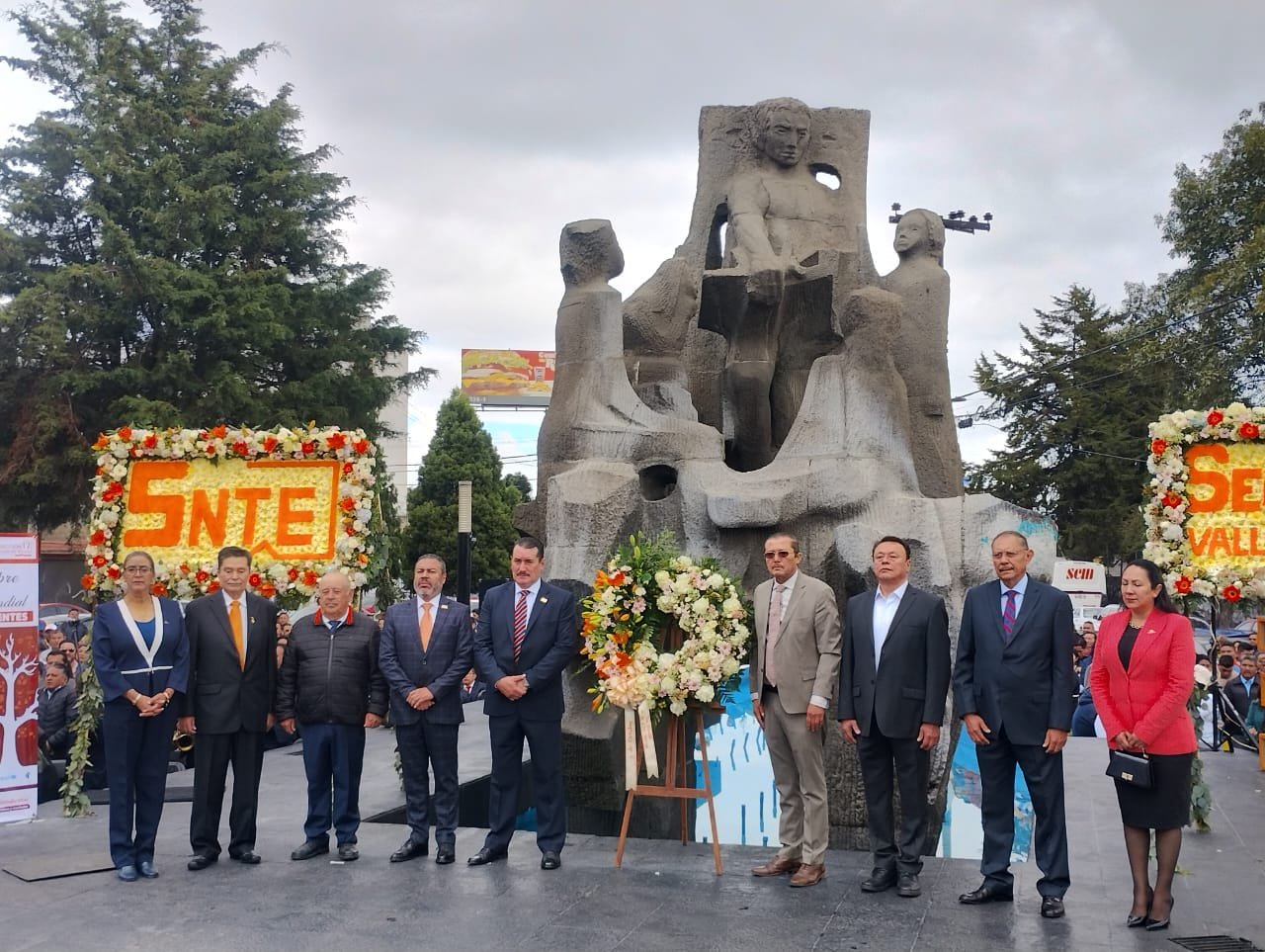 Celebra SNTE Sección 17 el Día Mundial de las y los Docentes
