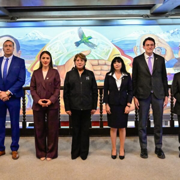 Gobernadora Delfina Gómez renueva gabinete con nombramientos clave