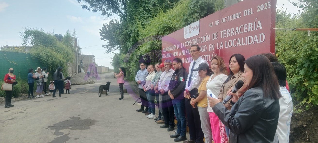 Inauguran obra vial defectuosa en Calimaya; encharcamiento de 25 metros