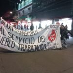 ¡Toluca se rebela! Ciudadanos toman las calles en marcha nocturna contra aumento a transporte: 14 pesos la tarifa inicial Imagen11