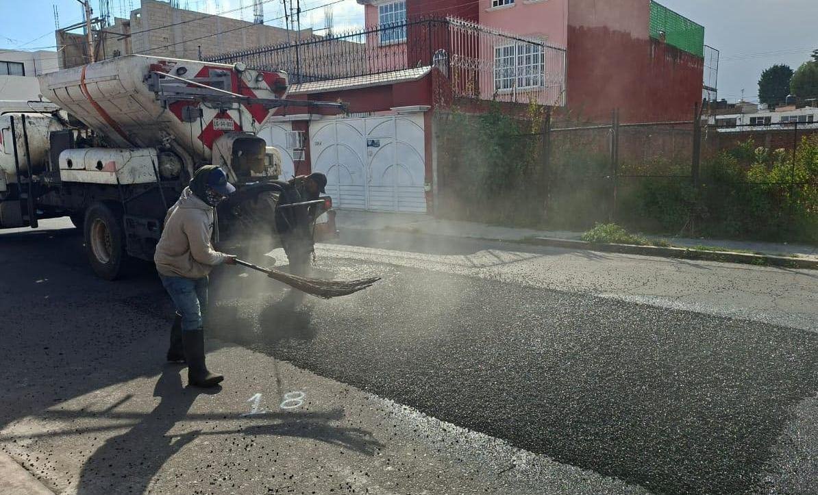 Avanza reparación de baches en #Metepec