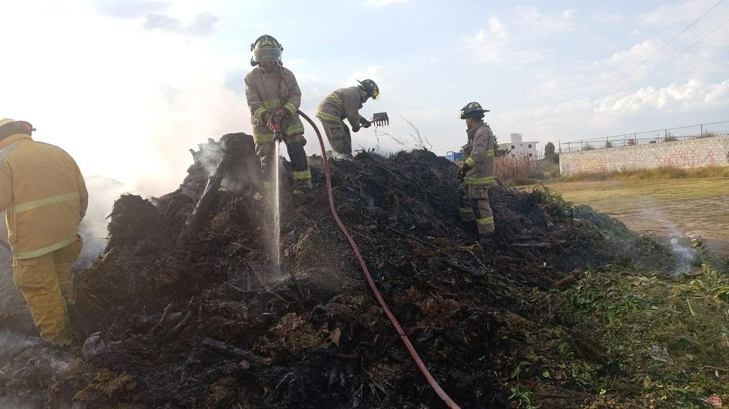 Atiende #Metepec incendio en la colonia Agrícola Lázaro Cárdenas
