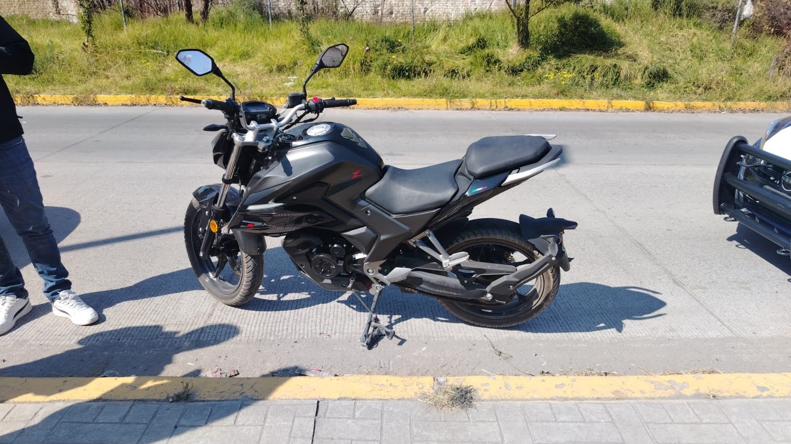 Policía de #Zinacantepec detiene a hombre con motocicleta robada