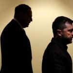 Llegó la hora de firmar; cae la mano derecha de Zelenski en operativo anticorrupción. Mindich se esconde en Israel G63HfFuXIAA5d-z