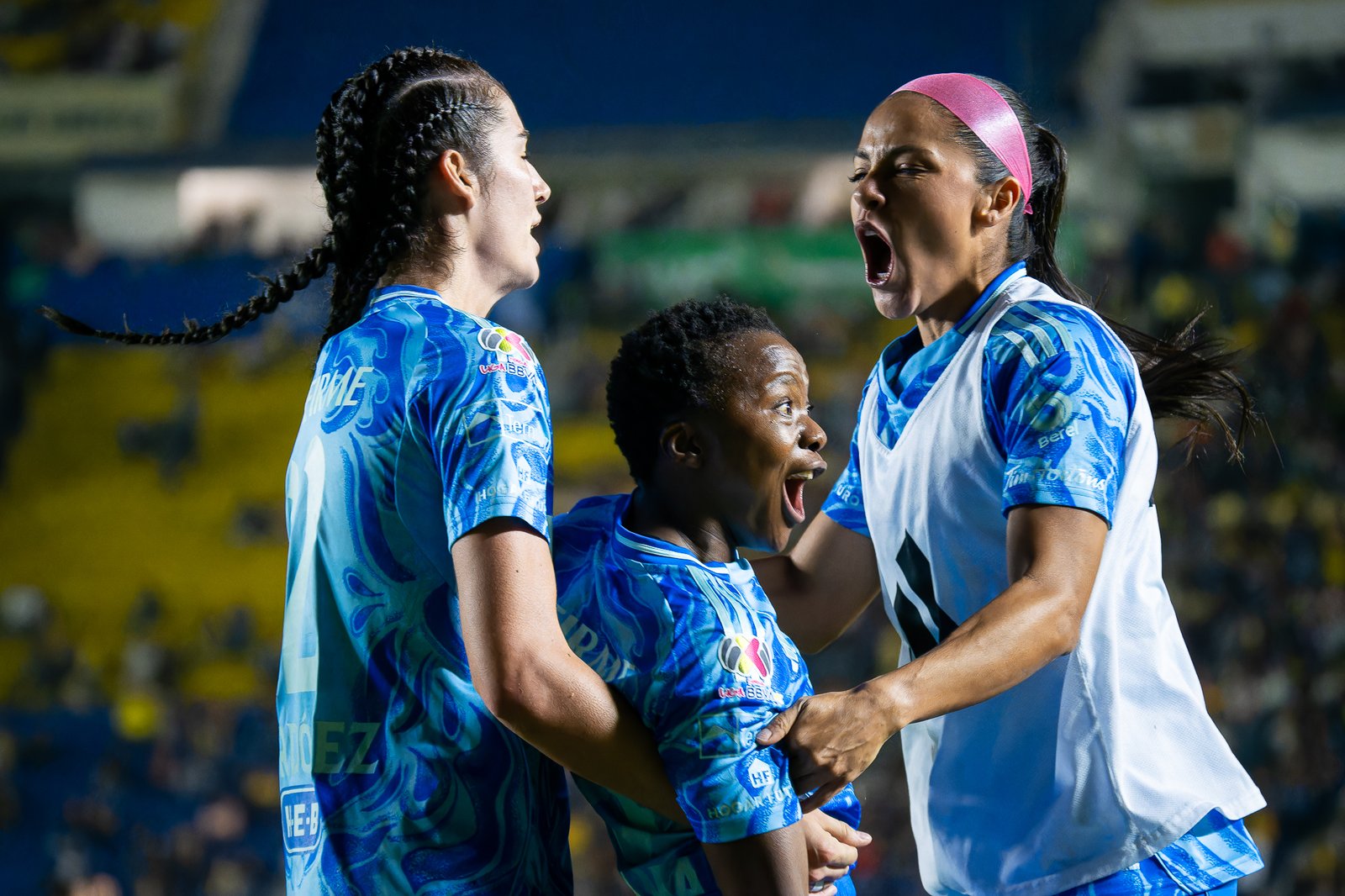 Le concedieron dos penales al América en 20 minutos, pero ni así pudo sacar ventaja en la final femenil ante Tigres. Video