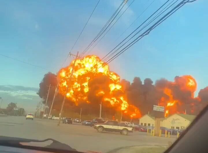 Sube a 9 el saldo fatal tras accidente de avión en Kentucky; impactantes imágenes