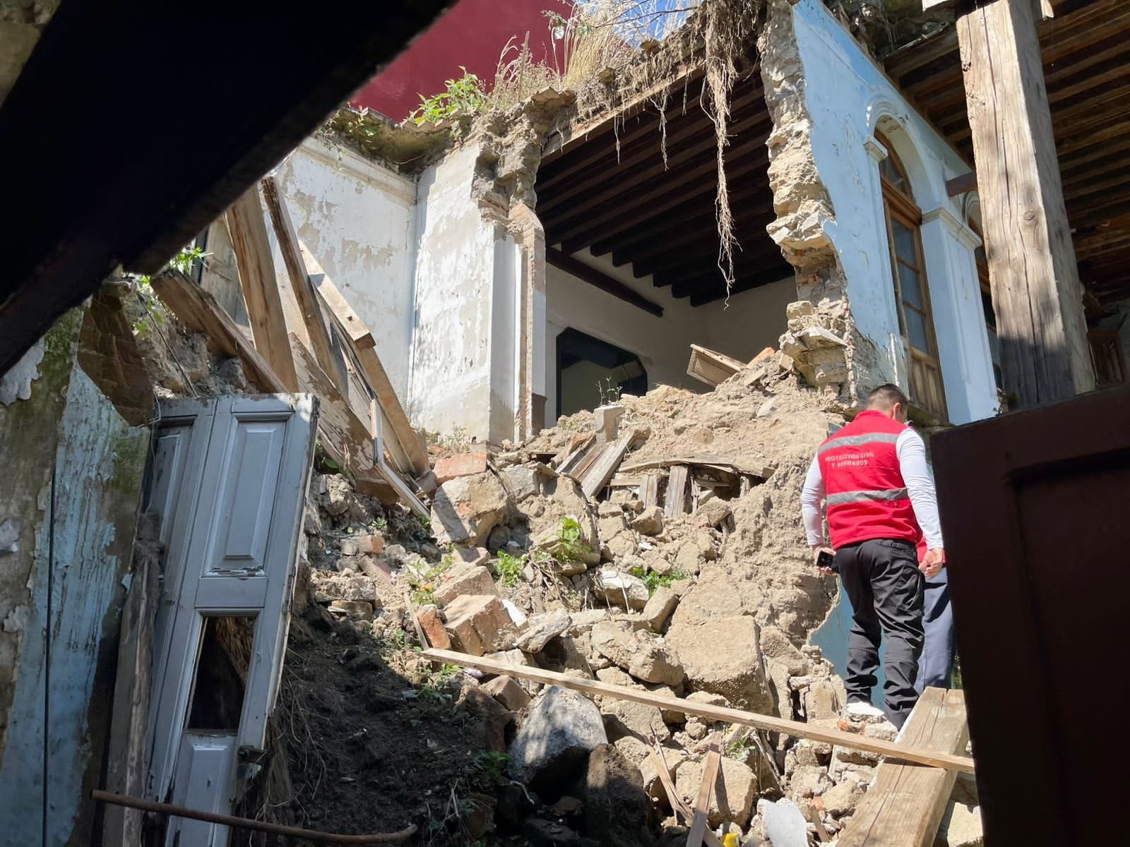 Toluca y el INAH preparan restauración de edificio antiguo con daño estructural