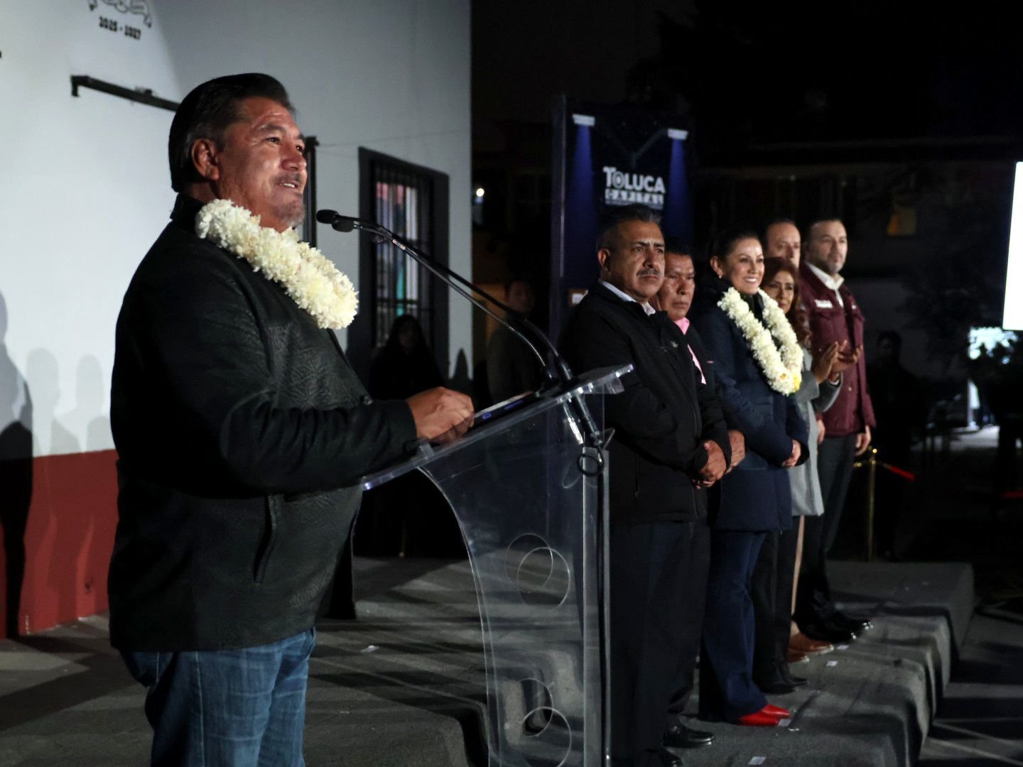 Encienden 2 mil luminarias en San Pablo Autopan