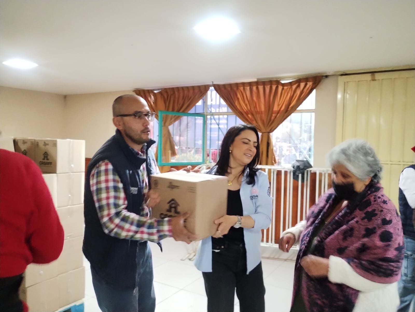 Entrega la Presidenta del DIF Metepec 3,400 despensas