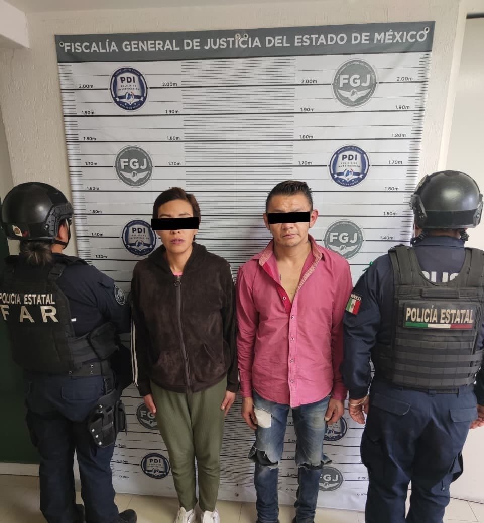 Detienen a dos personas en Valle de Chalco por portación de arma prohibida