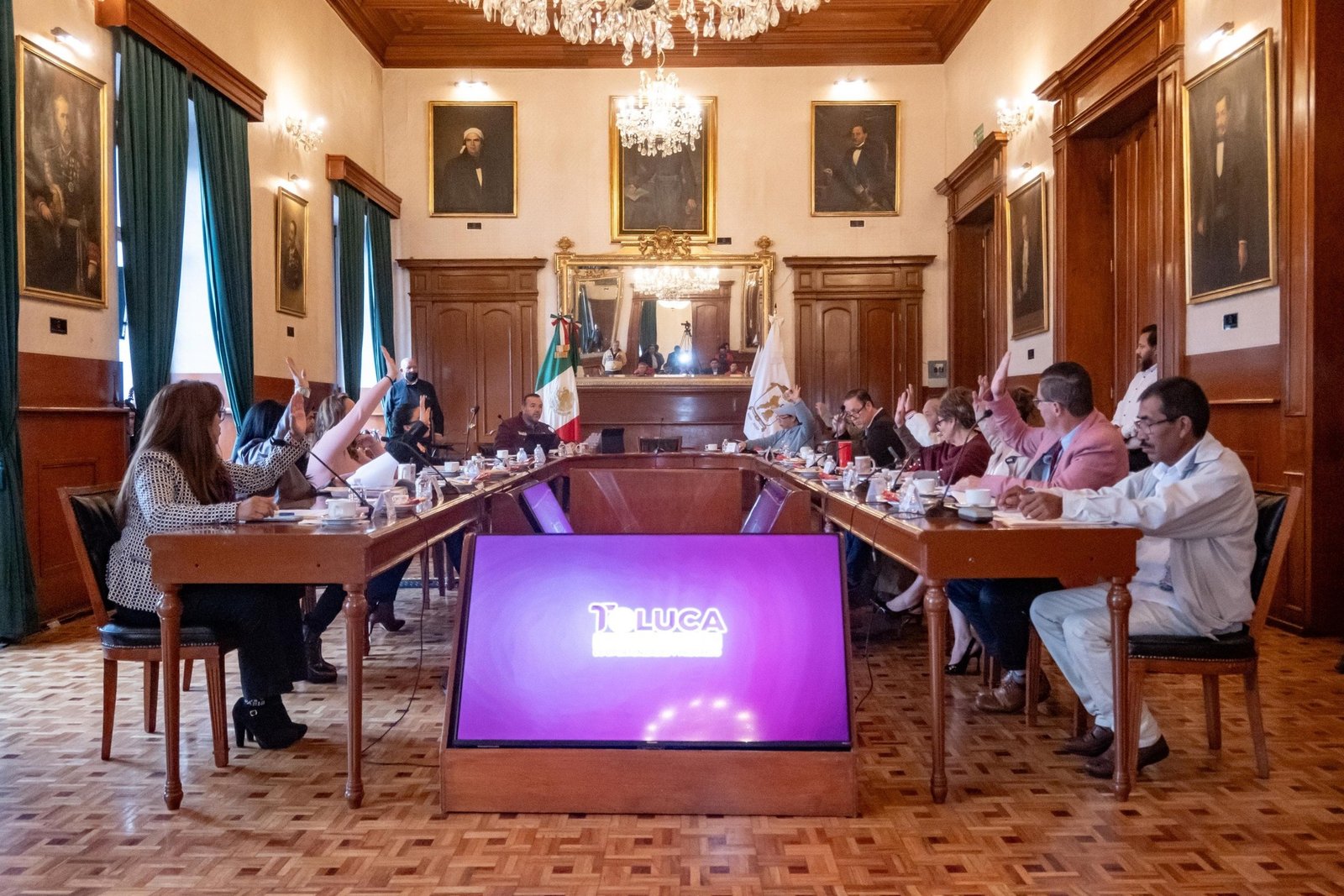 Cabildo de Toluca aprueba reformas en deporte y eventos comunitarios