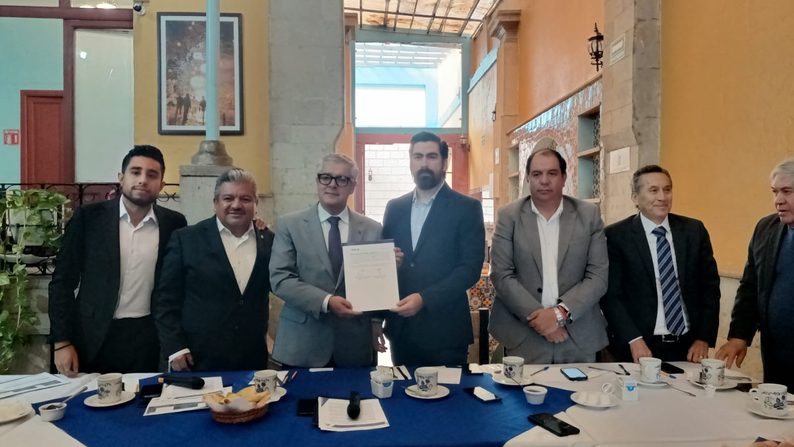 CANACO y APLAZO firman convenio de colaboración para impulsar el financiamiento y la digitalización empresarial