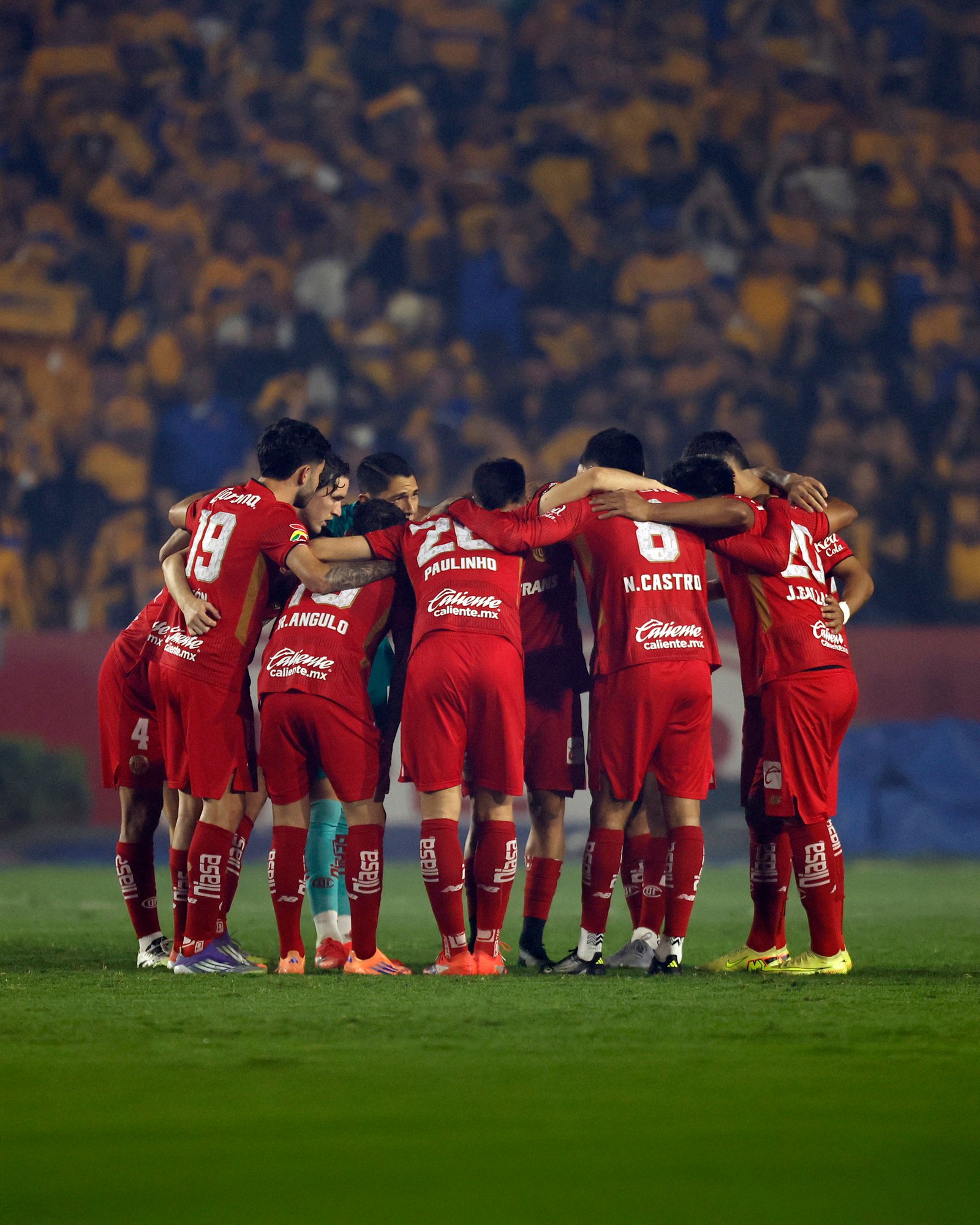 Toluca con desventaja y otro jugador menos tras la final de ida ante Tigres