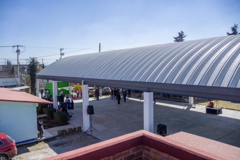 Entregan arcotecho en secundaria de Jicaltepec Cuexcontitlán, en #Toluca