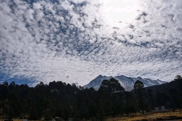 Frente frío 32 activa medidas preventivas y podría dejar más nieve en el Nevado de Toluca