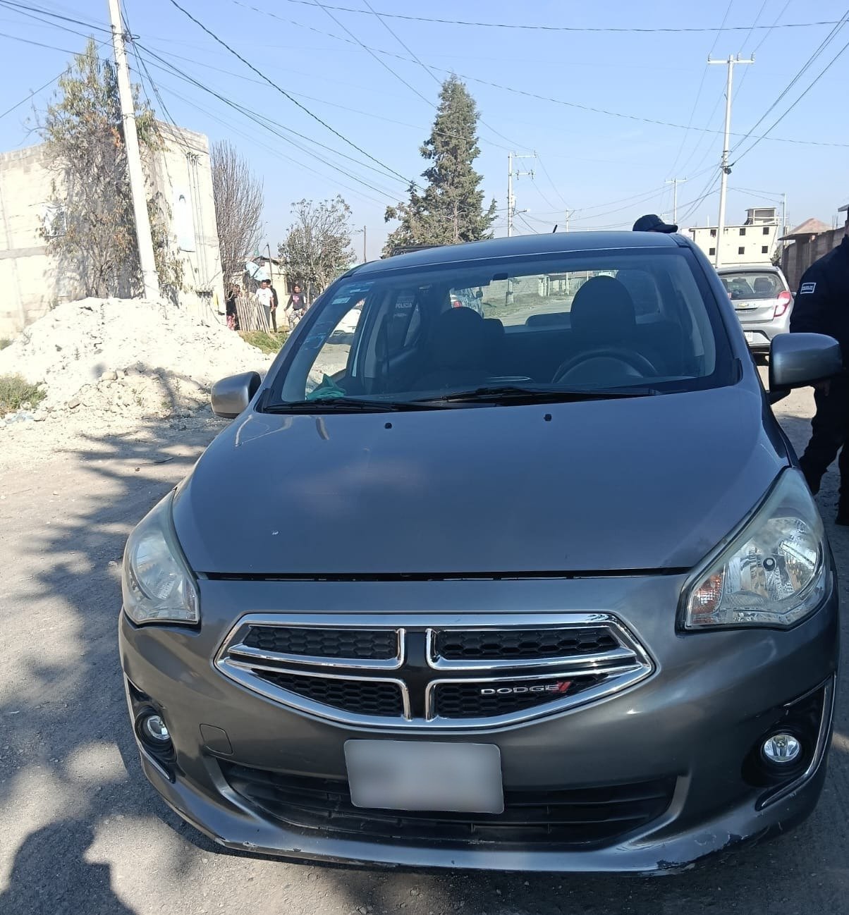 Recuperan vehículo robado y detienen a pareja en #Otzolotepec