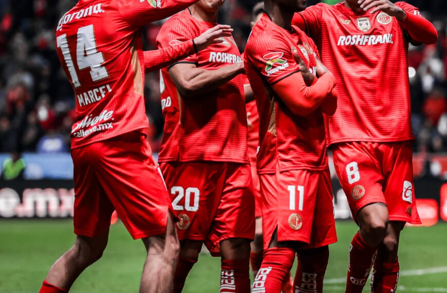 Así se vivió la remontada de Toluca ante Santos en el Nemesio Diez. Video