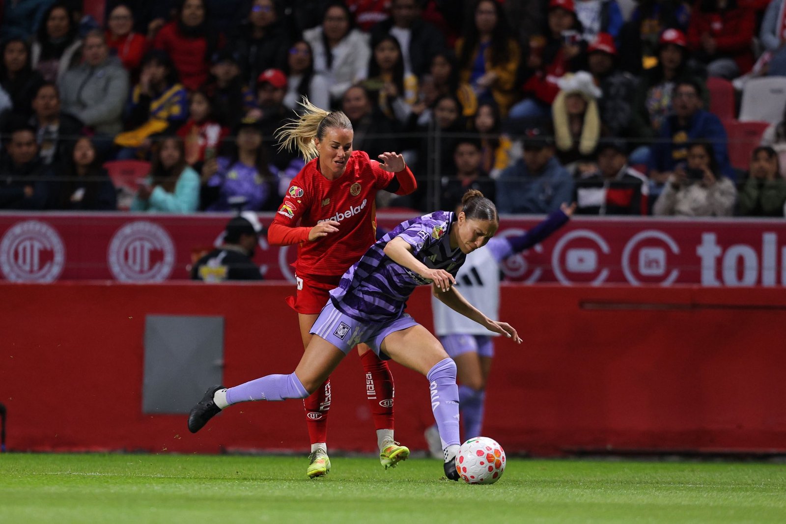 Con gol de último minuto se definió el Toluca FC vs Tigres femenil en el Nemesio Diez