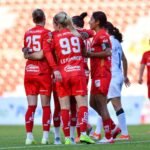 Doblete de Le Sommer guía triunfo contundente de Toluca Femenil en Querétaro. Video G_oPNFnWQAAkFGH
