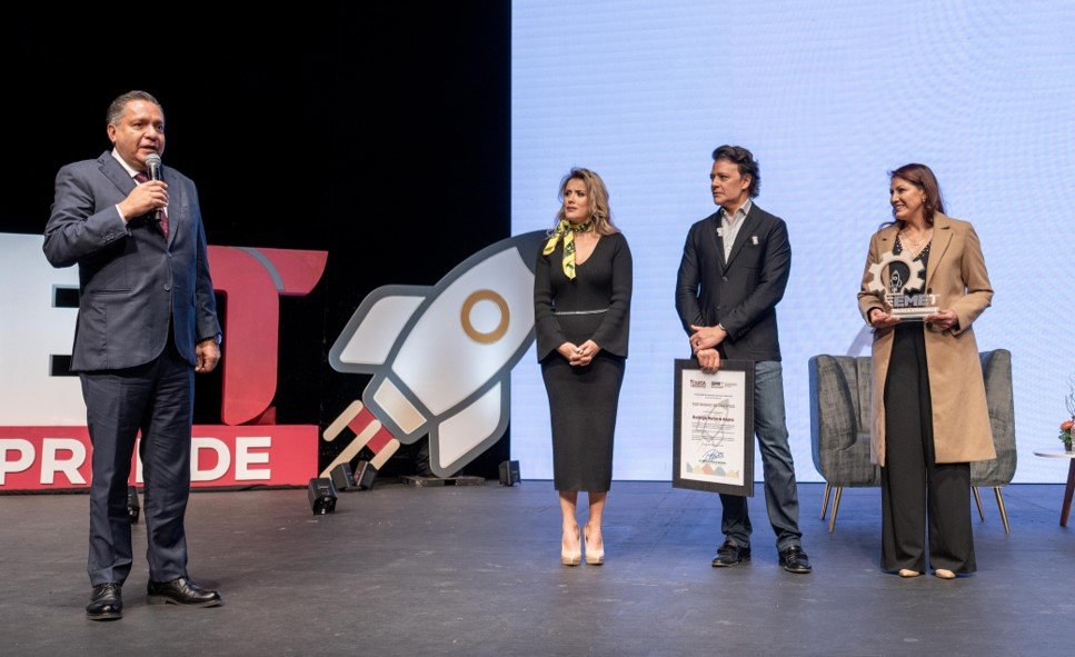 Emprender con propósito: Toluca inaugura la EMET, con la “bendición” del “tiburón” Rodrigo Herrera