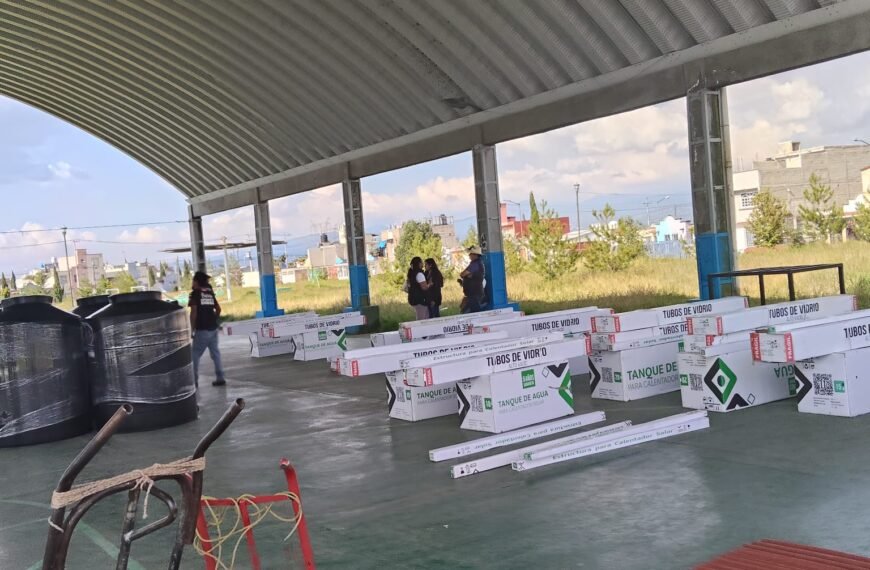 ONG Prendiendo y Activando, Luz y Fortaleza, entregó tinacos y calentadores solares subsidiados en 3 comunidades