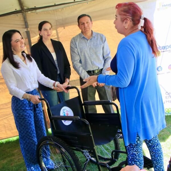 DIF #Metepec entrega 11 aparatos funcionales a personas en situación vulnerable