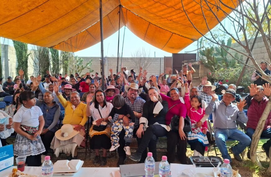 Prendiendo y Activando Luz y Fortaleza se reúne con Consejo Otomí Ñato
