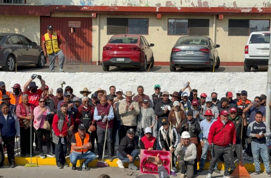 Servicios Públicos de #Toluca participan en jornada ‘Toluca se pone guapa’ en Santa Cruz Atzcapotzaltongo