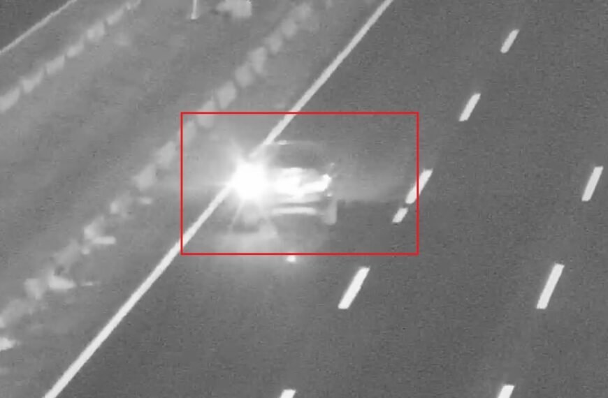 Localizan circulando en Calimaya a vehículo utilizado para cometer un robo en Metepec