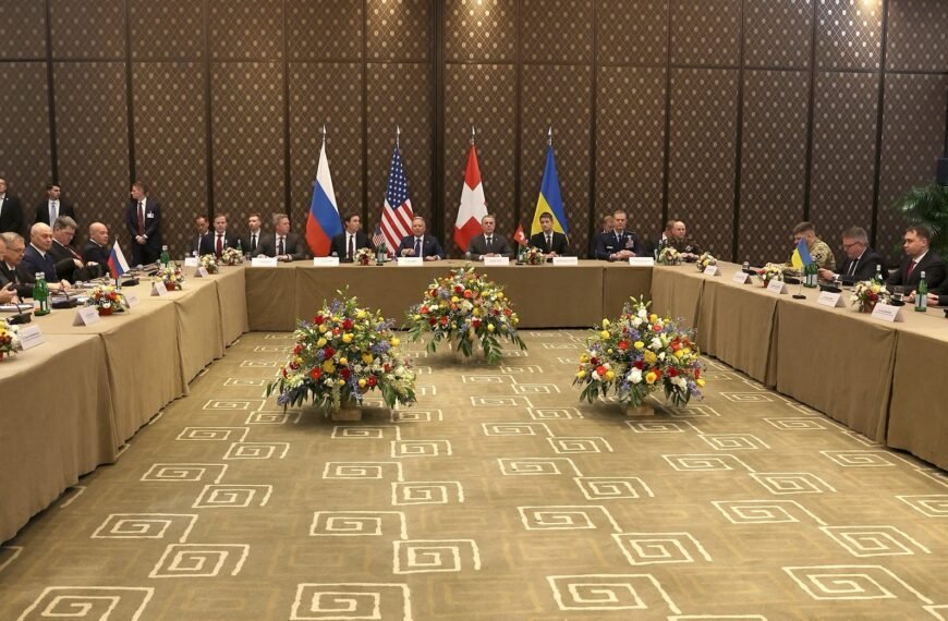 Nuevos temores nucleares tras la reunión trilateral Rusia-Ucrania-EEUU en Ginebra; rusos alcanzan última frontera antes de posible súper batalla final por el Dombás