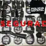 Tras cateo, capturan a sujeto que tenía arsenal con insignias oficiales y narcóticos en Cuautitlán Izcalli HBewUIcXQAAITsG