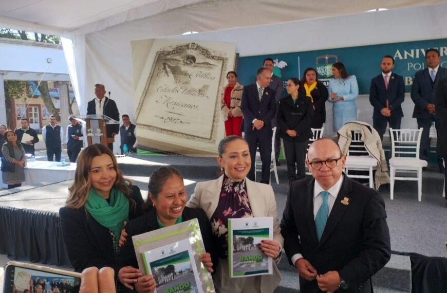 Nuestra Constitución es la voz de generaciones que lucharon para que el poder sirviera al pueblo y no al revés: Alcalde de #Zinacantepec