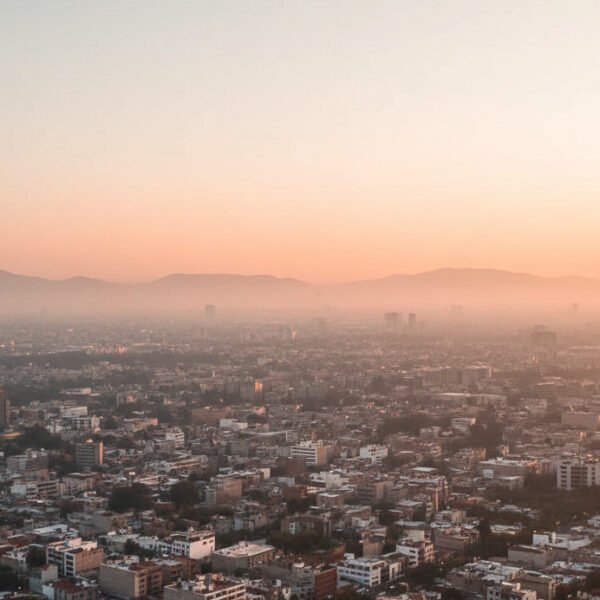 La contaminación no cede, persiste este martes la Contigencia por Ozono en el Valle de México