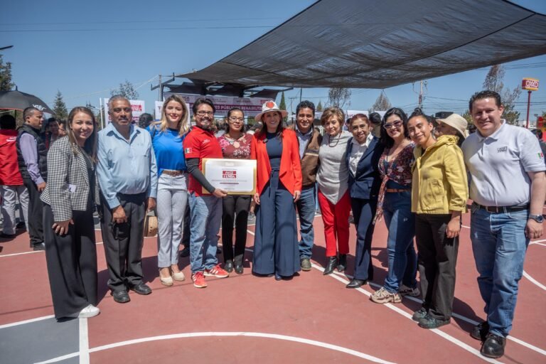 Coca-Cola FEMSA y #Toluca rehabilitan cuatro parques en Santa María Totoltepec