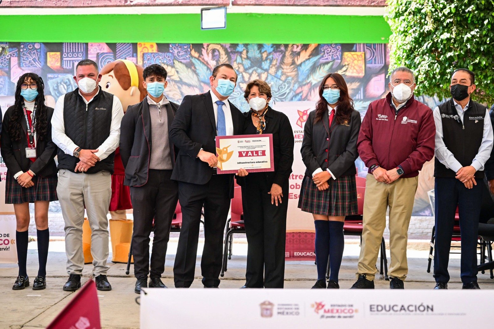 Entrega de infraestructura educativa en Valle de Chalco beneficia a más de 28 mil estudiantes