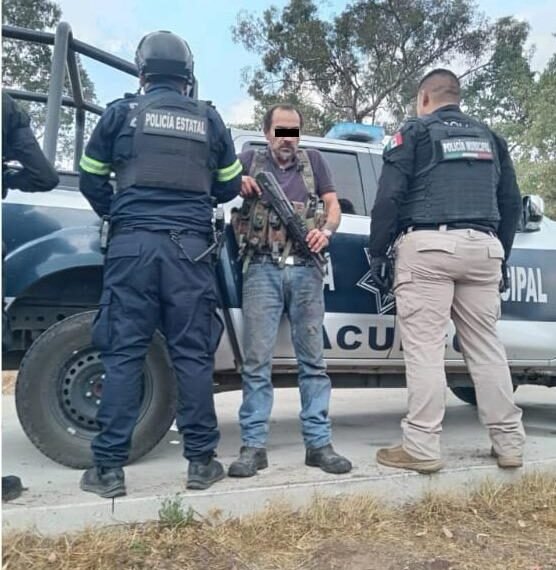 Capturan a presunto miembro de ‘La FM’ con armas largas en #Aculco
