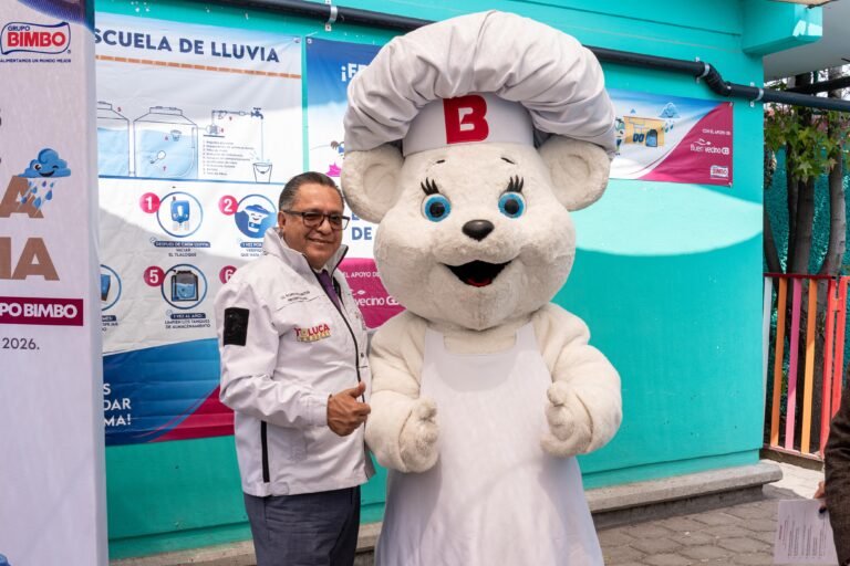 Bimbo y Ricardo Moreno inauguran en jardín de niños de Totoltepec proyecto para promover la responsabilidad ambiental