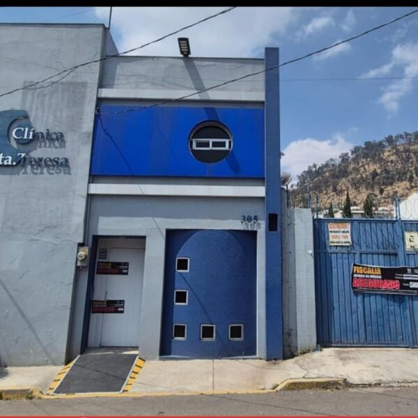 Médico enfrenta proceso por homicidio tras cirugía estética; juez ordena prisión preventiva