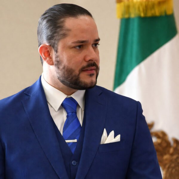 ‘Bajita la mano’ liberan al ex notario Allan de Jesús Corona Romero tras su captura en Toluca; prevalece el manto de impunidad judicial